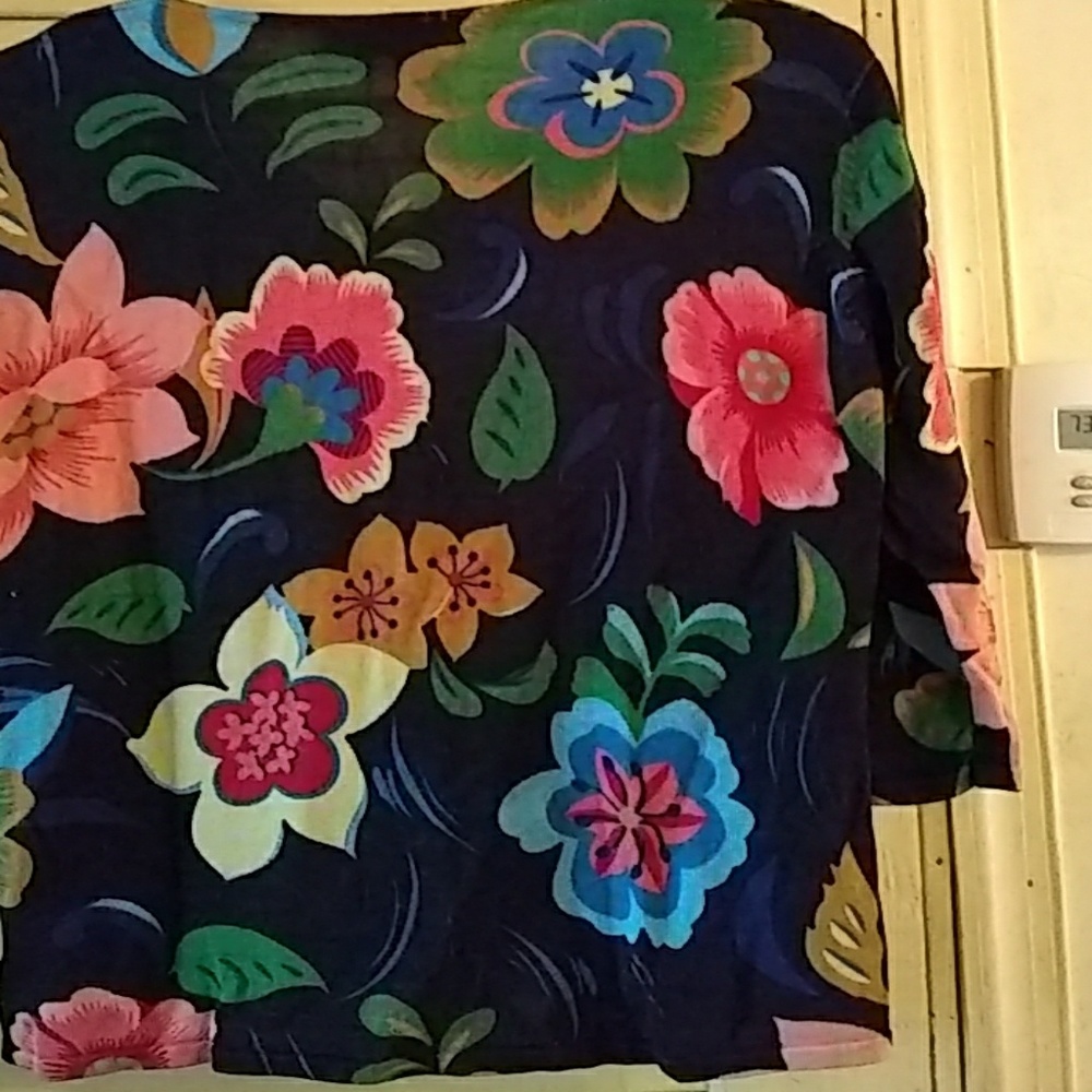 V Neck Sweater SILK/Rayon - Picture 4 of 6